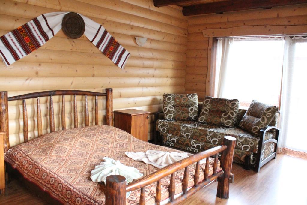 Hotel Gostynniy Dvir Raytshtoky Worochta Zimmer foto